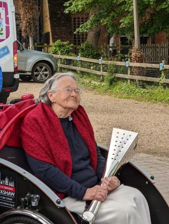 220530 Elisabeth at Maltings Jasmin